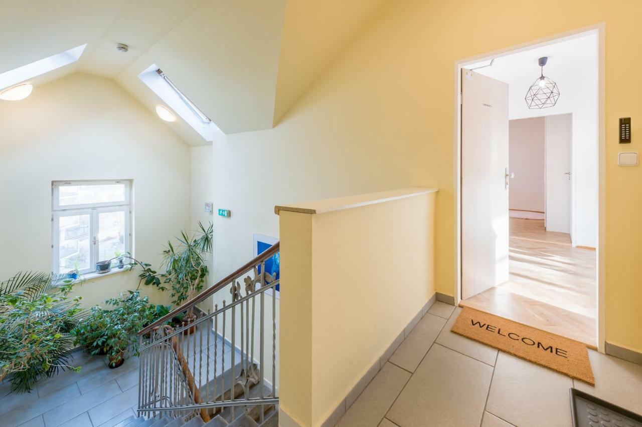 Veleslavin Apartments Πράγα Εξωτερικό φωτογραφία