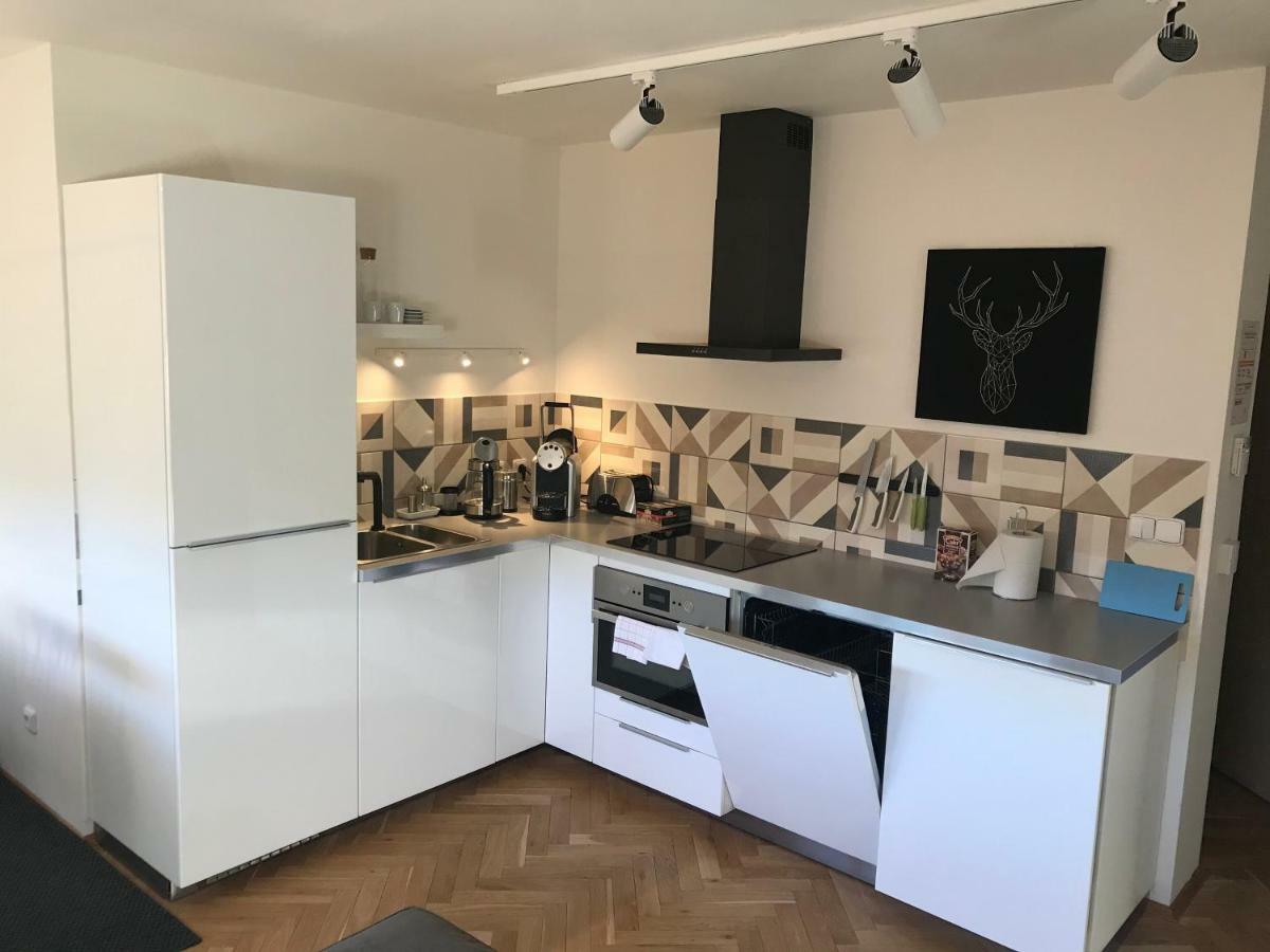 Veleslavin Apartments Πράγα Εξωτερικό φωτογραφία